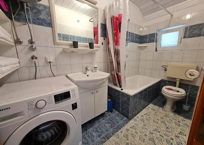 Tea Apartmán Novi Vinodolski